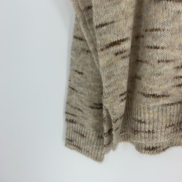 Max Studio Crew Neck Pullover Sweater Large NWT - Picture 6 of 8